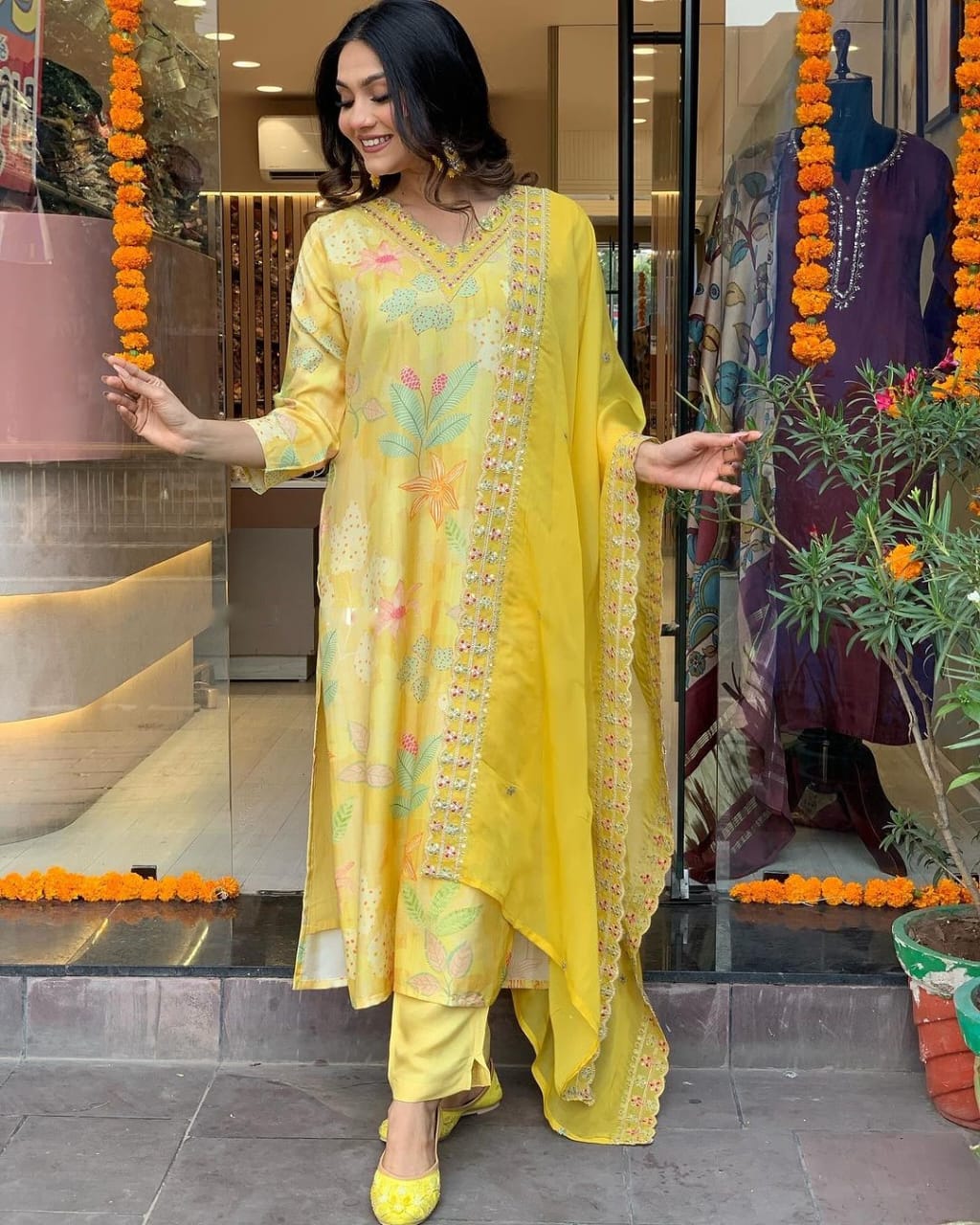 Kalaai Heavy Viscose Embroidery Printed Kurti With Bottom Dupatta Wholesale Market In Surat
